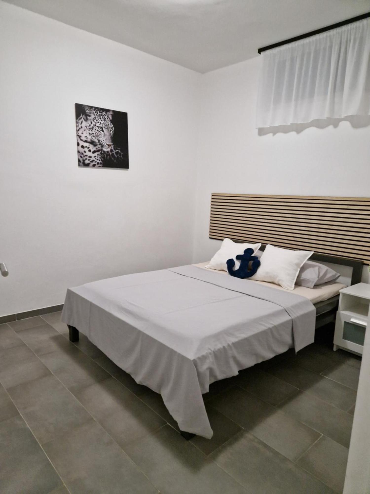 Aurelia Apartments, Vir Zewnętrze zdjęcie