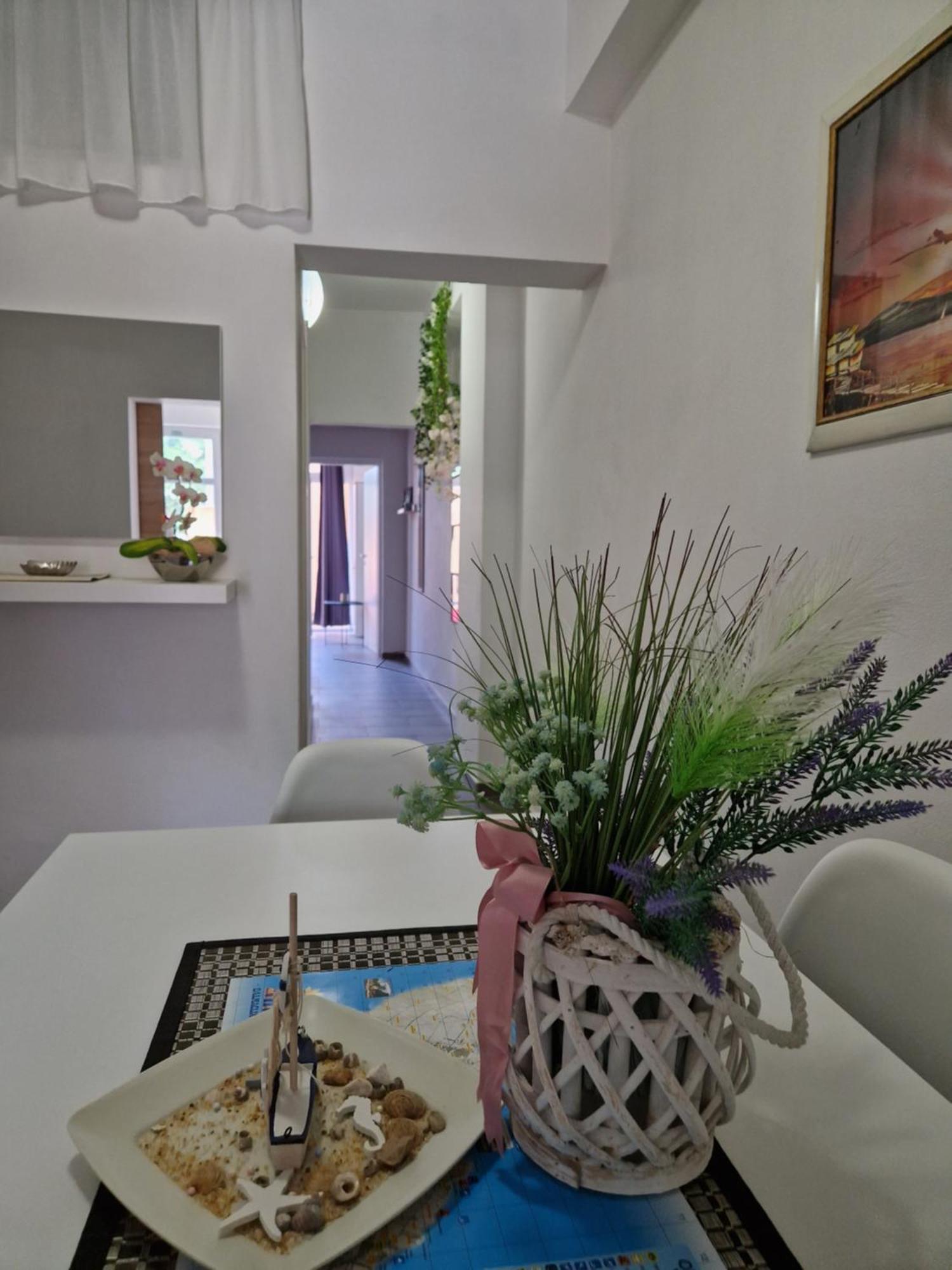 Aurelia Apartments, Vir Zewnętrze zdjęcie