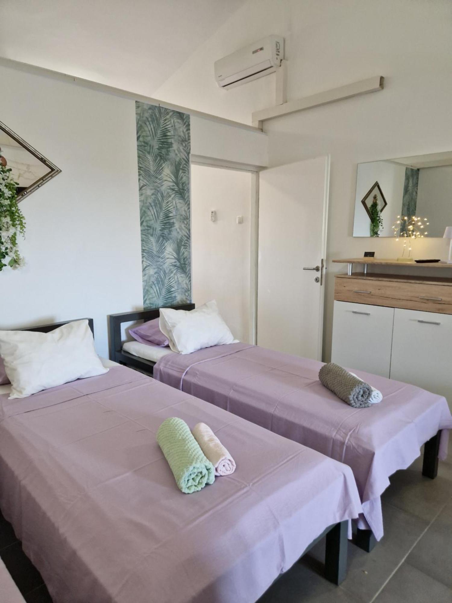 Aurelia Apartments, Vir Zewnętrze zdjęcie