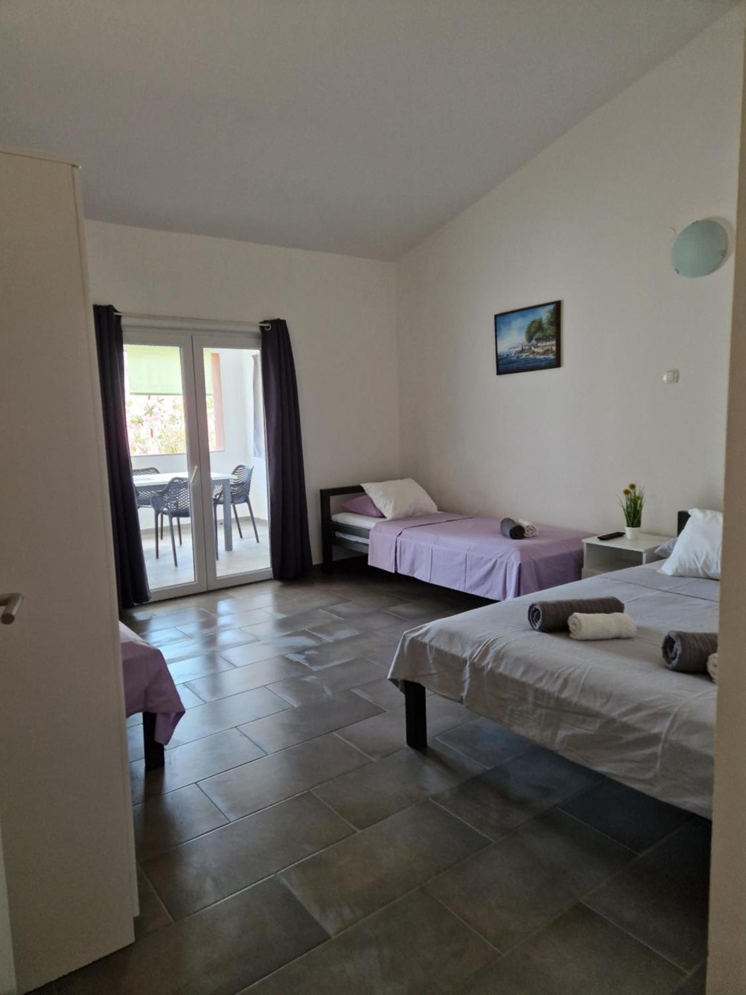 Aurelia Apartments, Vir Zewnętrze zdjęcie