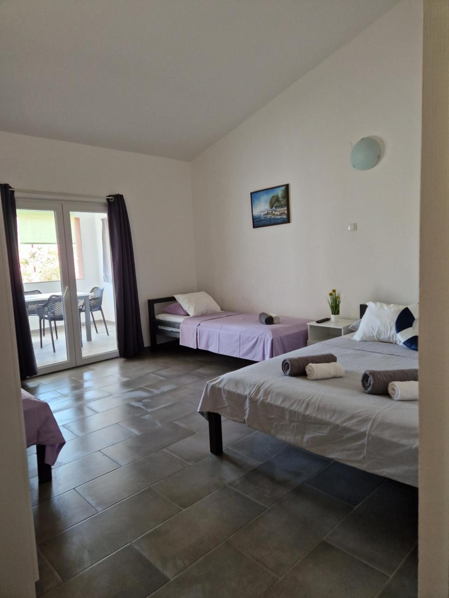 Aurelia Apartments, Vir Zewnętrze zdjęcie